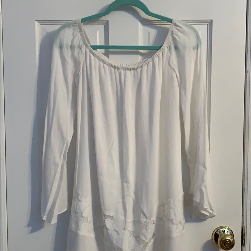 White 3/4 sleeve shift dress